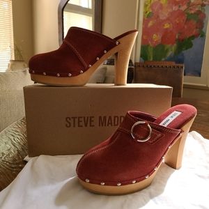 Steve Madden Cloggs